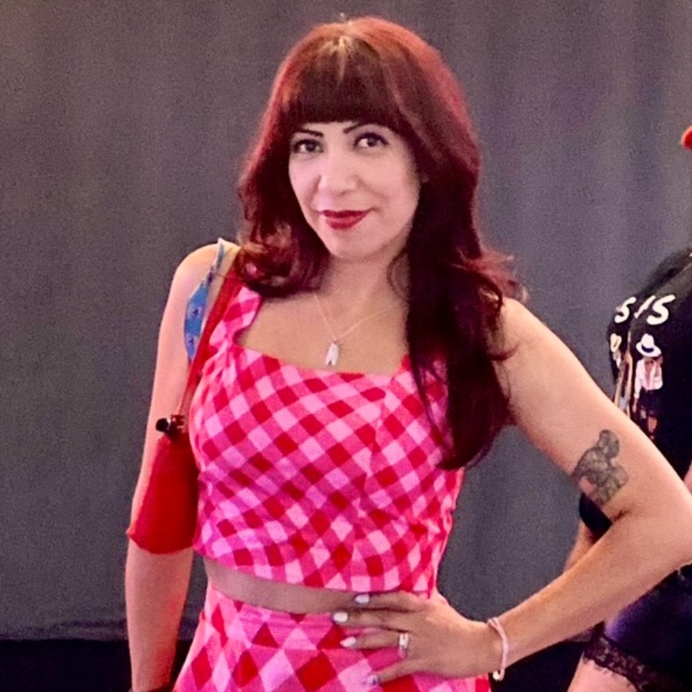 Meet your Posher, Andrea